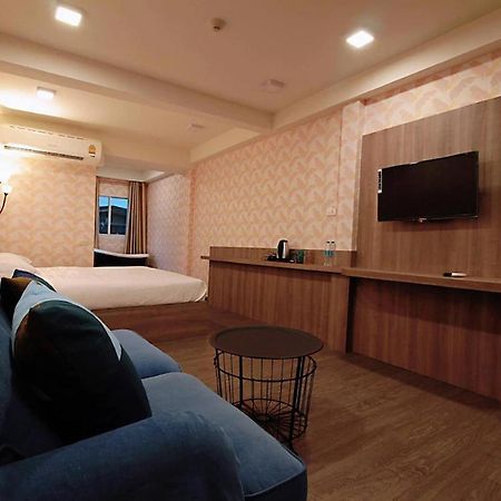 R 17 Living Hotel Μπανγκόκ Εξωτερικό φωτογραφία
