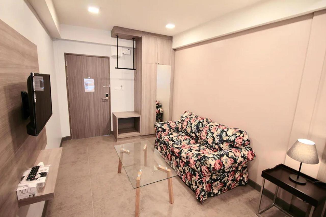 R 17 Living Hotel Μπανγκόκ Εξωτερικό φωτογραφία