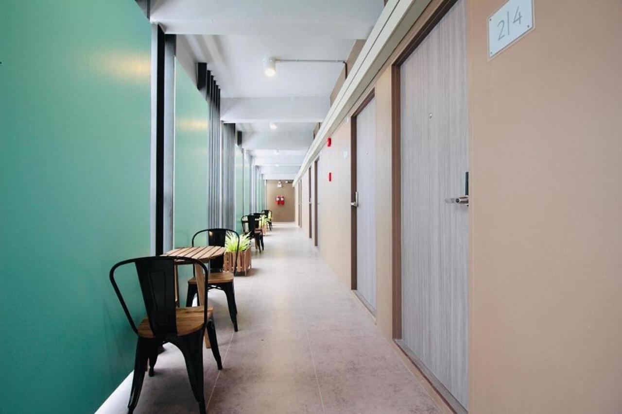 R 17 Living Hotel Μπανγκόκ Εξωτερικό φωτογραφία