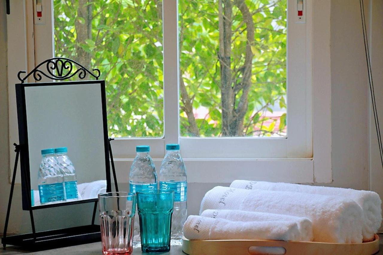 R 17 Living Hotel Μπανγκόκ Εξωτερικό φωτογραφία